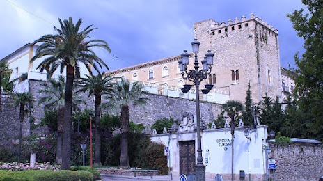Castillo de los Condes de Cabra, Cabra