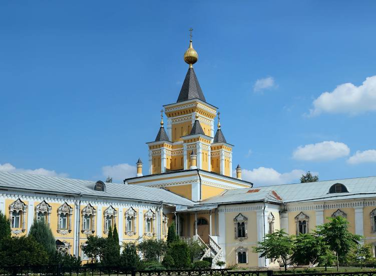 Nikolo-Ugreshsky Monastery, Ljuberci