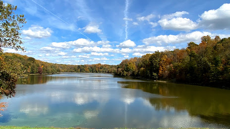 Lake Bernard Frank, North Potomac