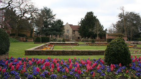 Priory Gardens, 