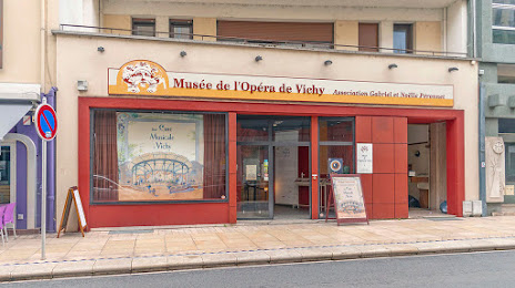 Musée de l'Opéra de Vichy, Cusset
