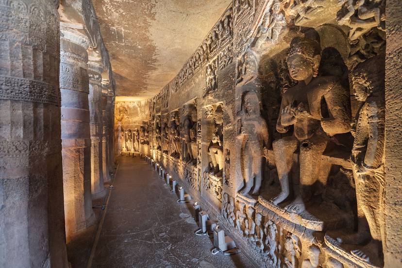Ajanta Caves, Bharthana