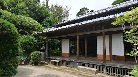 Izumi-Fumoto Samurai Residences, 이즈미 시