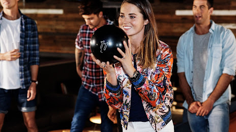 Strike Bowling Bayside, Frankston