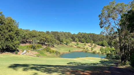 Araluen Golf Resort, Armadale