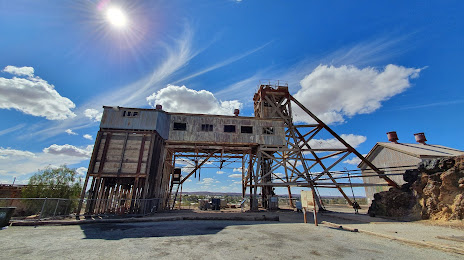 Junction Mine, 