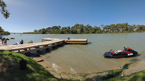 Long Island Reserve, Murray Bridge