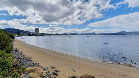 Red Chapel Beach, Sandy Bay