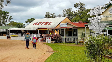Caboolture Historical Village Visitor Information Centre, Кабулчер