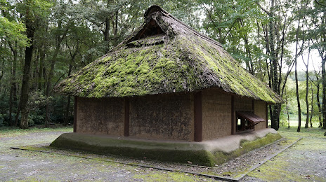 Site of Tobiyama Castle, Ουτσουνομίγια
