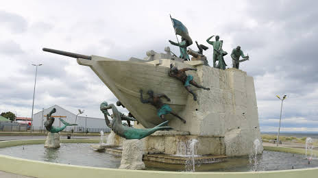 Monumento A Tripulantes Goleta Ancud, 푼타아레나스