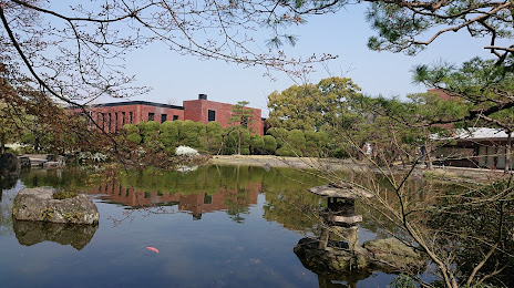 Ishibashi Cultural Center, 구루메 시