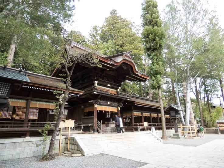 Suwa Taisha Upper Main Shrine, Chino