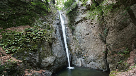 Senga Falls, 
