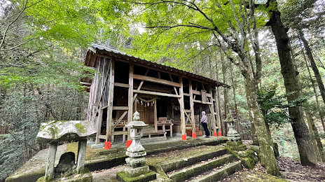 Goryo Momiji (Goryo Shrine), 