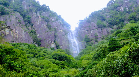 Mukabaki Falls, 