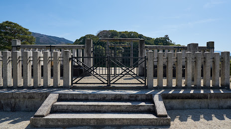 Mausoleum of Emperor Sujin, 덴리 시