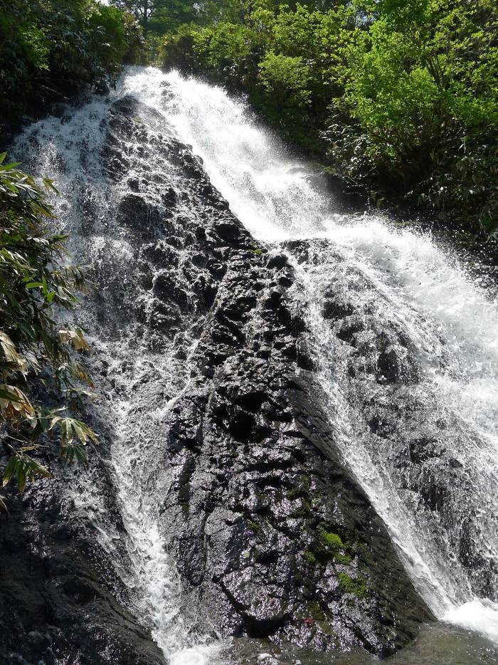 Nanataki Falls, 가즈노 시