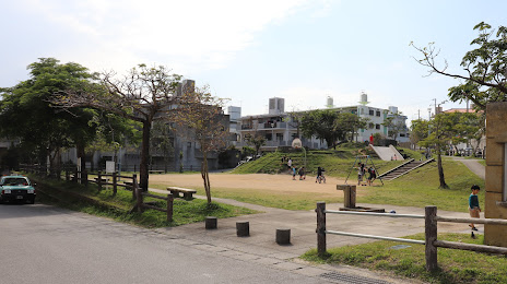 Yogi Omoshiro Park, 
