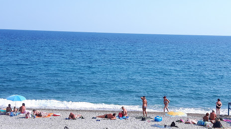 Public Beach Lo Scaletto Dei Pescatori (Spiaggia Libera Lo Scaletto Dei Pescatori), Savona