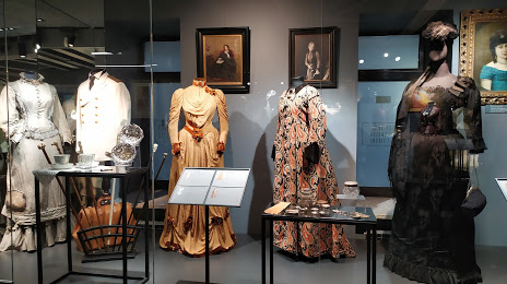 Victoria Museum (Приватний музей історичного костюма та стилю Вікторіі Лисенко), 