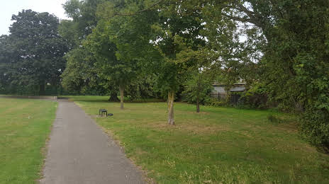 Pinkwell Park, West Drayton