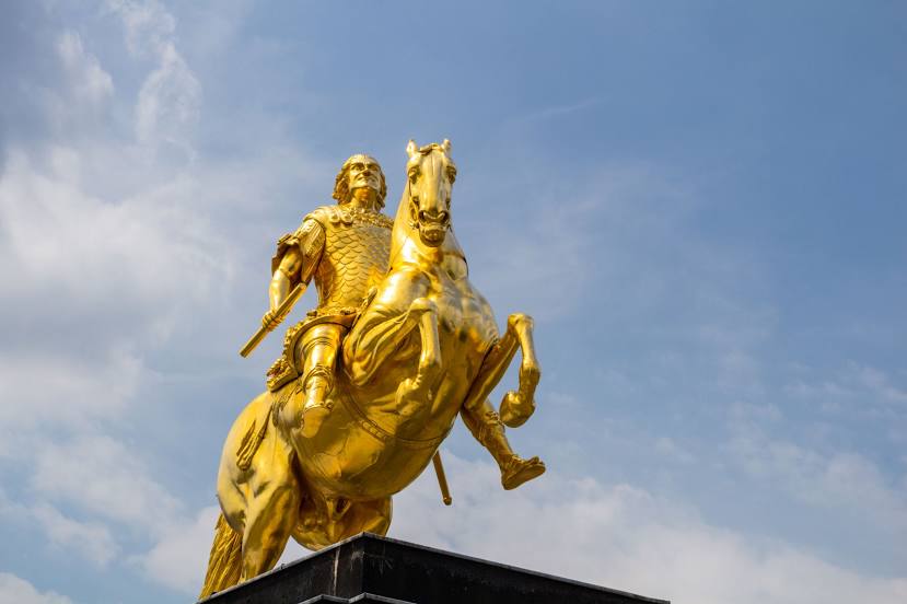 Golden Rider, Dresde