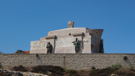Monumento ai caduti d'Africa, Siracusa