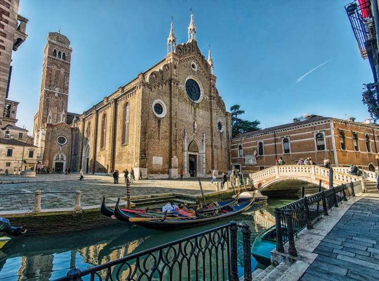 Basilica S.Maria Gloriosa dei Frari, Venecia