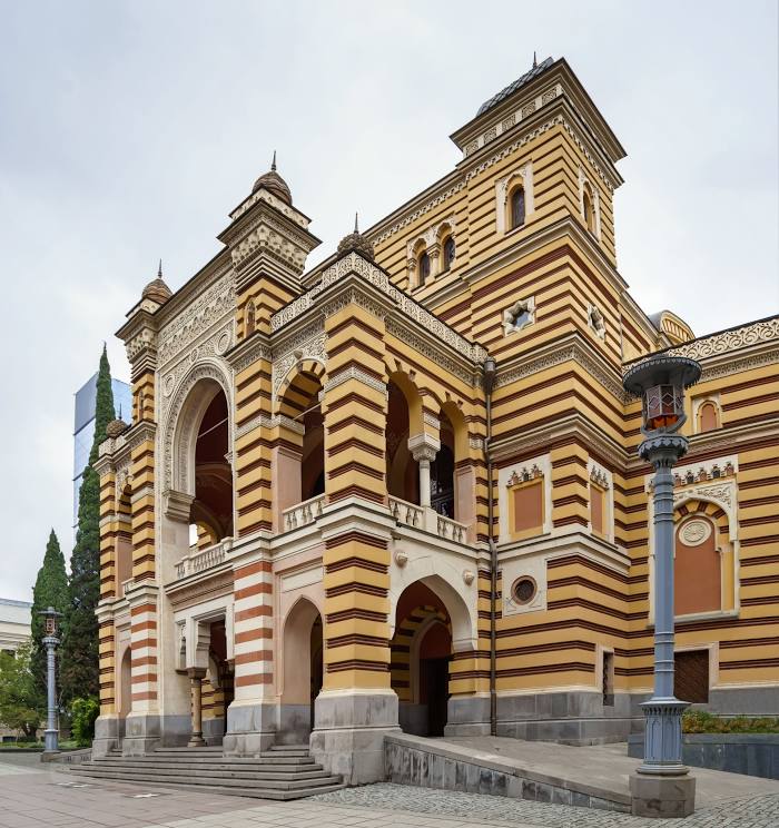 Opera and Ballet Theatre of Tbilisi, Τυφλίδα
