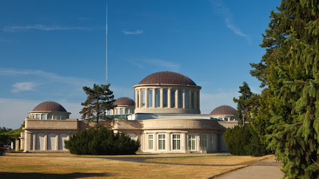 Four Domes Pavilion, Wrocław