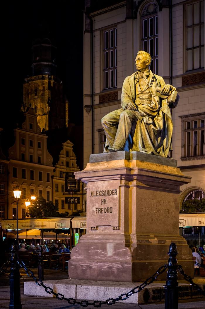 Pomnik Aleksandra Fredry we Wrocławiu, 