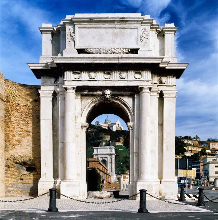 Arch of Trajan, Ancona