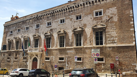 Palazzo degli Anziani, Ancona