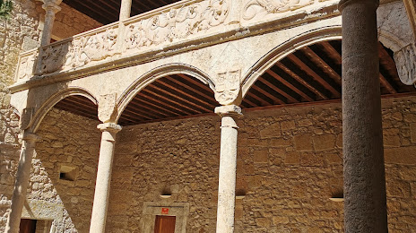 Palace of Los Águila, 