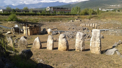 Necropoli di Fossa, L'Aquila