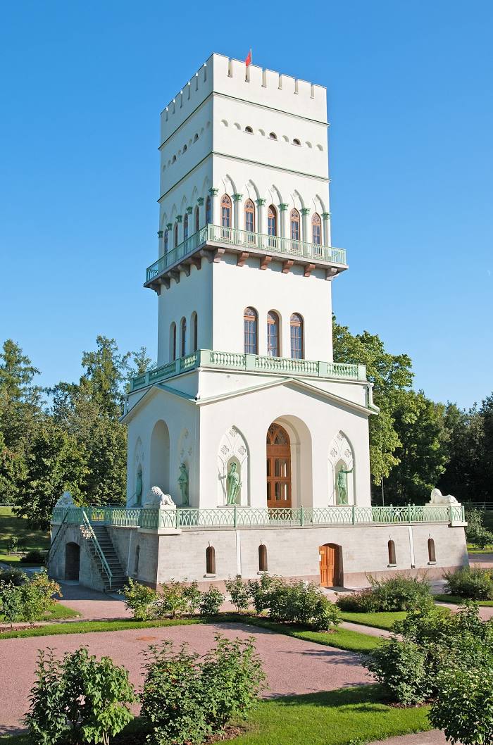 The White Tower, Krasnoye Selo