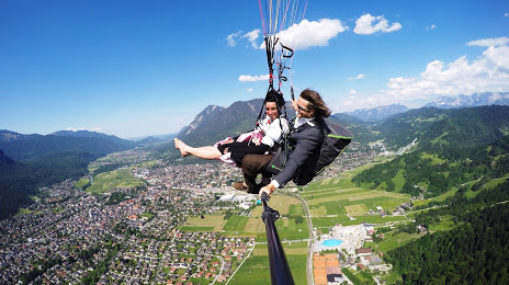 Fly Garmisch UG (hb) - Gleitschirm Paragliding und Tandemfliegen, 