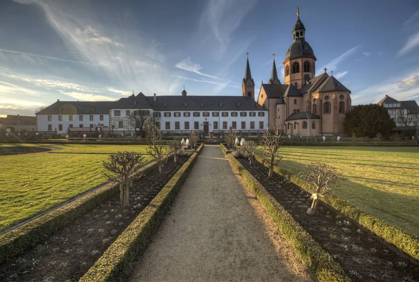 Benedictine Abbey of the Holy Cross, 