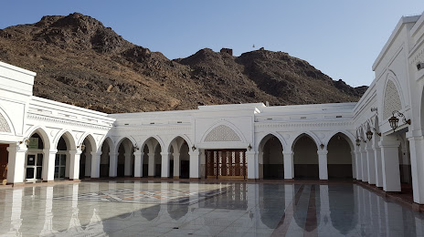 The Seven Mosques, Medina