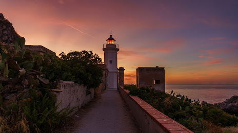 Capo Zafferano Lighthouse (Faro Capo Zafferano), Bagheria