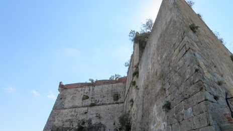 Castel Gonzaga, Messina