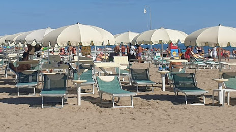 Beach 130 131 Riccione (Spiaggia 130 131 Riccione), Rímini