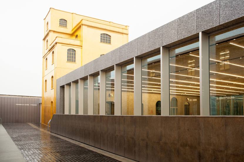 Fondazione Prada, Milán