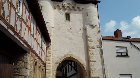 Neu-Baumburg Castle, Бад-Кройцнах