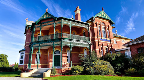 Bundoora Homestead Art Centre, 