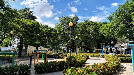 Parque Eugenio María de Hostos, 