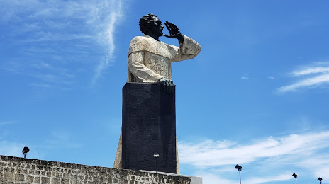 Monumento a Fray Antonio de Montesino, 