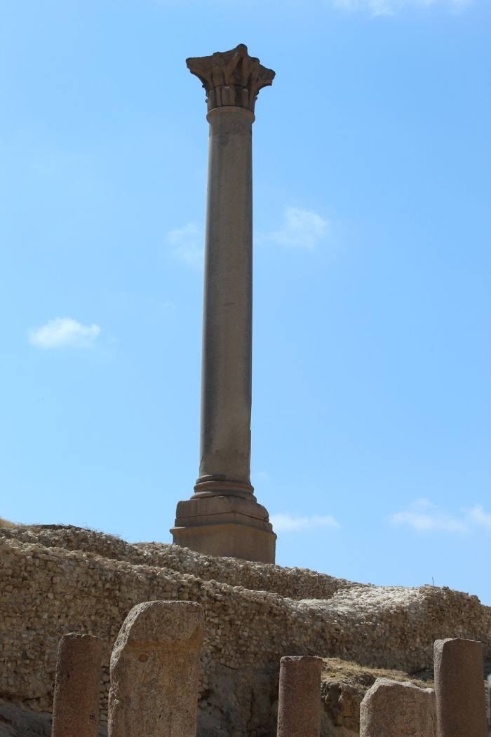 Serapeum and Pompey's Pillar, Alejandría