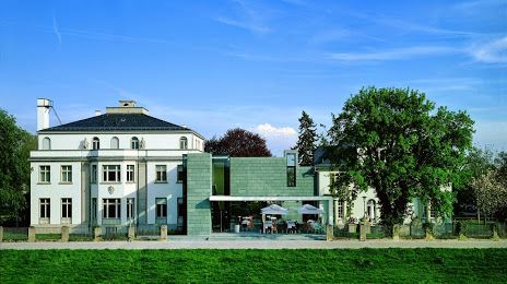 Kunst- und Kulturstiftung Opelvillen Rüsselsheim, Flörsheim am Main